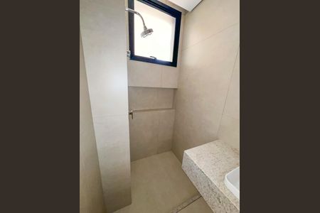 Casa à venda com 874m², 3 quartos e 6 vagasBanheiro Suíte 