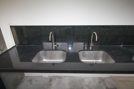 Casa à venda com 874m², 3 quartos e 6 vagasCozinha 