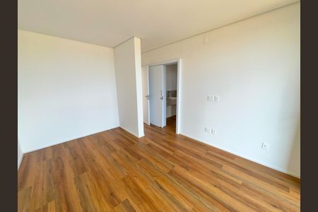 Casa à venda com 874m², 3 quartos e 6 vagasQuarto 2