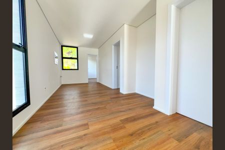 Casa à venda com 874m², 3 quartos e 6 vagasSala