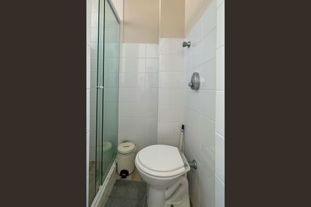 Apartamento à venda com 190m², 4 quartos e 1 vagaBanheiro de serviço