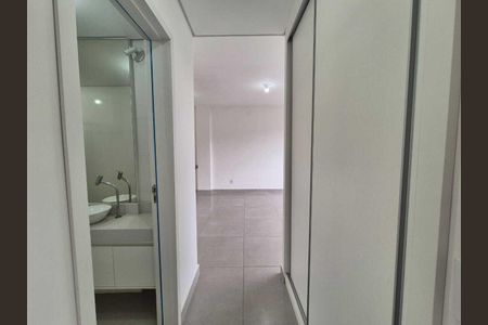 Apartamento à venda com 67m², 2 quartos e 2 vagas Apartamento à venda com 67m², 2 quartos e 2 vagasCorredor