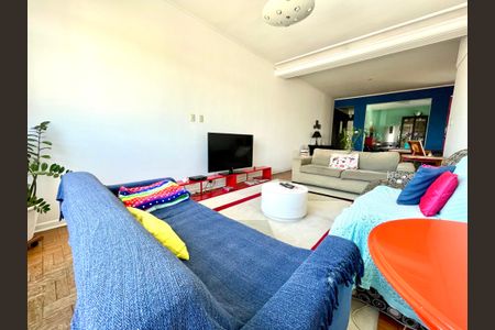 Apartamento para alugar com 138m², 3 quartos e sem vaga Apartamento para alugar com 138m², 3 quartos e sem vagaSala