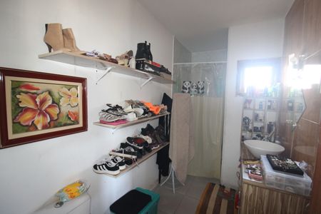 Casa à venda com 200m², 3 quartos e 3 vagasBanheiro 3