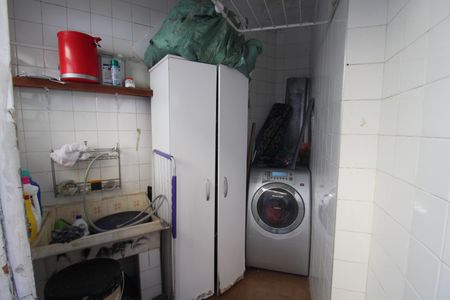 Casa à venda com 200m², 3 quartos e 3 vagasÁrea de Serviço