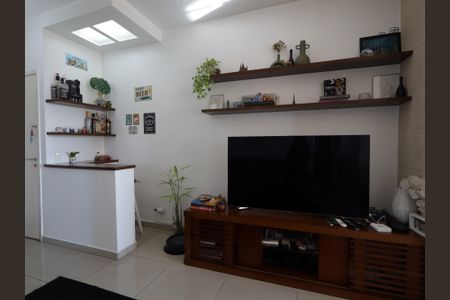 Apartamento à venda com 70m², 2 quartos e 2 vagasSala