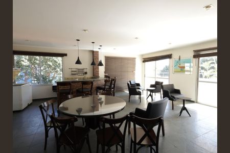 Apartamento à venda com 70m², 2 quartos e 2 vagasÁrea comum - Salão de festas