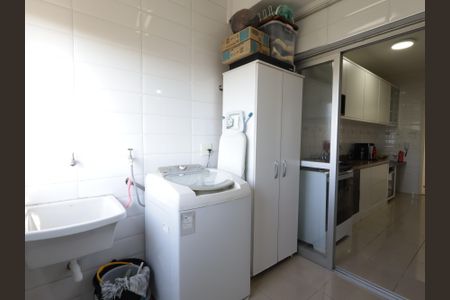 Apartamento à venda com 70m², 2 quartos e 2 vagasÁrea de Serviço