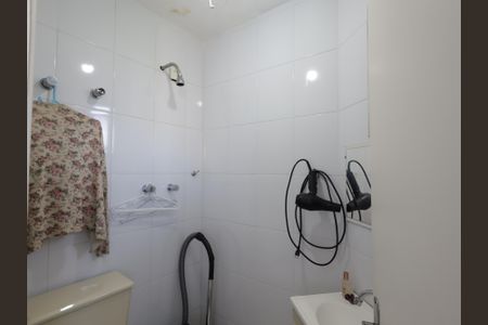 Apartamento à venda com 70m², 2 quartos e 2 vagasBanheiro de serviço