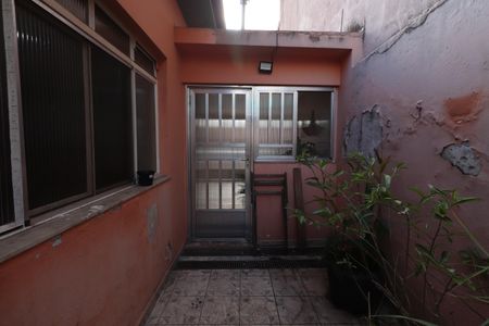 Casa à venda com 240m², 2 quartos e sem vagaCorredor