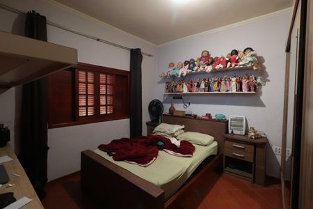 Casa à venda com 240m², 2 quartos e sem vagaQuarto 2