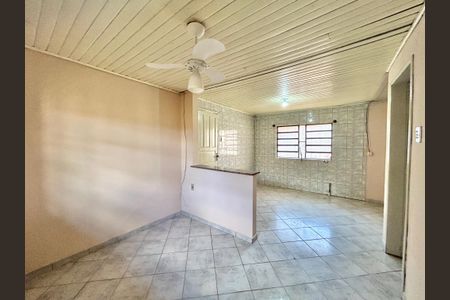 Casa à venda com 60m², 2 quartos e 1 vagaSala/Cozinha
