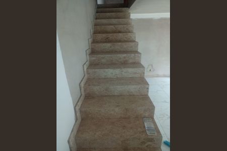Casa à venda com 250m², 3 quartos e 5 vagas Casa à venda com 250m², 3 quartos e 5 vagasFoto 09