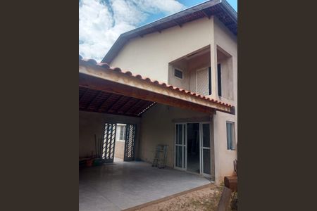 Casa à venda com 250m², 3 quartos e 5 vagas Casa à venda com 250m², 3 quartos e 5 vagasFoto 01