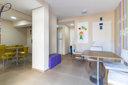Apartamento à venda com 47m², 2 quartos e 1 vaga Apartamento à venda com 47m², 2 quartos e 1 vagaÁrea comum - Salão de festas 2