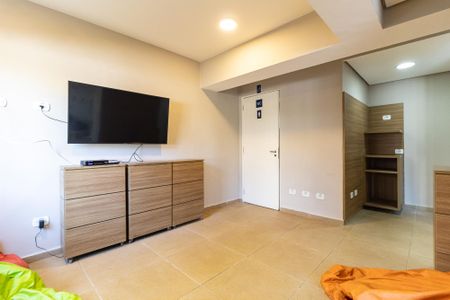 Apartamento à venda com 47m², 2 quartos e 1 vaga Apartamento à venda com 47m², 2 quartos e 1 vagaÁrea comum - Salão de jogos
