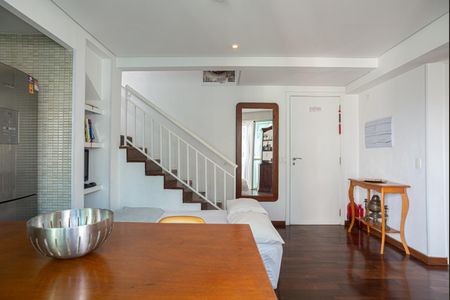 Apartamento à venda com 123m², 2 quartos e 3 vagas Apartamento à venda com 123m², 2 quartos e 3 vagasSala