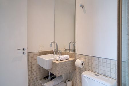 Apartamento à venda com 123m², 2 quartos e 3 vagas Apartamento à venda com 123m², 2 quartos e 3 vagasBanheiro 2