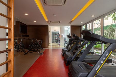 Apartamento à venda com 123m², 2 quartos e 3 vagas Apartamento à venda com 123m², 2 quartos e 3 vagasÁrea comum - Academia