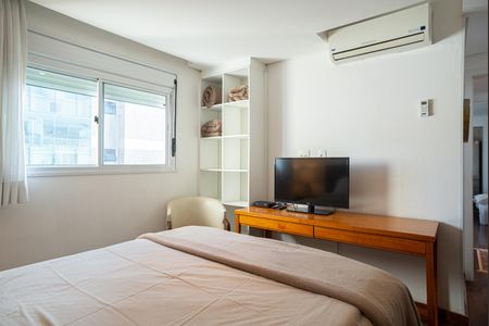 Apartamento à venda com 123m², 2 quartos e 3 vagas Apartamento à venda com 123m², 2 quartos e 3 vagasSuíte