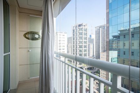 Apartamento à venda com 123m², 2 quartos e 3 vagas Apartamento à venda com 123m², 2 quartos e 3 vagasVaranda da Sala