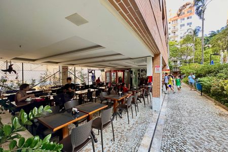 Apartamento à venda com 60m², 2 quartos e 1 vaga Apartamento à venda com 60m², 2 quartos e 1 vagaÁrea comum