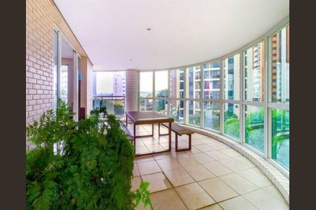 Apartamento à venda com 366m², 4 quartos e 5 vagasFoto 01