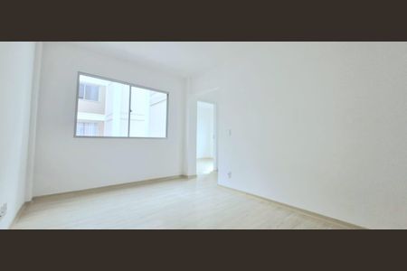 Apartamento à venda com 47m², 2 quartos e 1 vagaSala/Cozinha