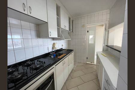 Apartamento à venda com 75m², 3 quartos e 2 vagas Apartamento à venda com 75m², 3 quartos e 2 vagasCozinha