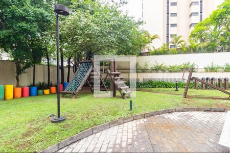 Apartamento à venda com 75m², 3 quartos e 2 vagas Apartamento à venda com 75m², 3 quartos e 2 vagasÁrea comum - Playground