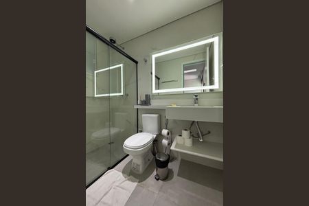 Apartamento à venda com 32m², 1 quarto e sem vaga Apartamento à venda com 32m², 1 quarto e sem vagaBanheiro social