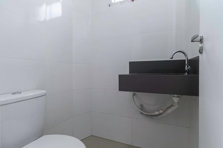 Apartamento à venda com 180m², 2 quartos e 1 vaga Apartamento à venda com 180m², 2 quartos e 1 vagaÁrea de Serviço - Lavabo