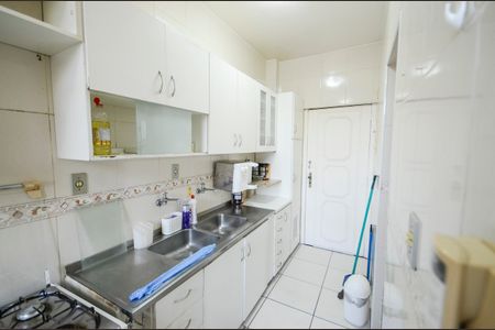 Apartamento à venda com 103m², 3 quartos e 2 vagas Apartamento à venda com 103m², 3 quartos e 2 vagasCozinha