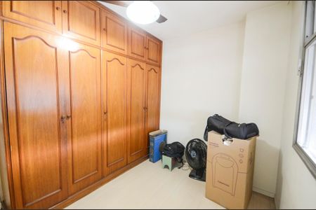 Apartamento à venda com 103m², 3 quartos e 2 vagas Apartamento à venda com 103m², 3 quartos e 2 vagasQuarto 2