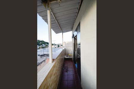 Apartamento à venda com 103m², 3 quartos e 2 vagas Apartamento à venda com 103m², 3 quartos e 2 vagasÁrea de Serviço