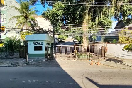 Casa de condomínio para alugar com 243m², 2 quartos e 2 vagas Casa de condomínio para alugar com 243m², 2 quartos e 2 vagasFachada