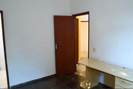 Casa de condomínio para alugar com 243m², 2 quartos e 2 vagas Casa de condomínio para alugar com 243m², 2 quartos e 2 vagasSuíte