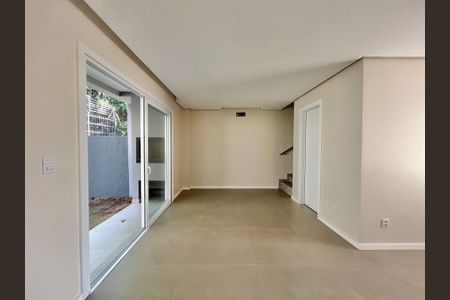 Casa à venda com 162m², 3 quartos e 4 vagasSala/Cozinha