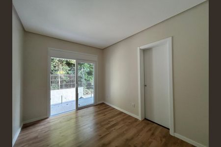 Casa à venda com 162m², 3 quartos e 4 vagasSuíte 2