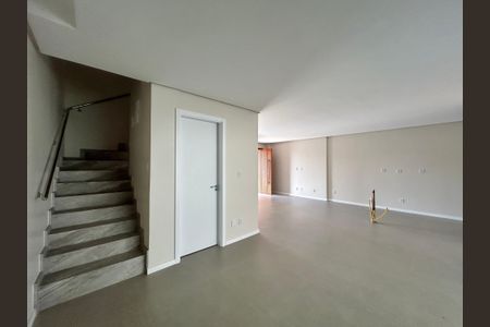 Casa à venda com 162m², 3 quartos e 4 vagasSala/Cozinha