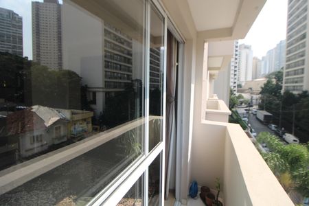 Apartamento à venda com 126m², 3 quartos e 2 vagasSala - Varanda