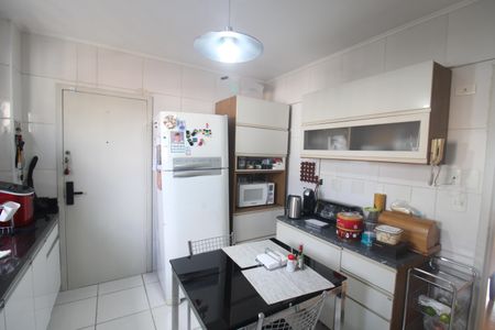 Apartamento à venda com 126m², 3 quartos e 2 vagasCozinha