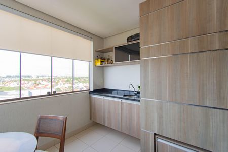 Apartamento à venda com 160m², 4 quartos e 2 vagas Apartamento à venda com 160m², 4 quartos e 2 vagasVaranda Gourmet