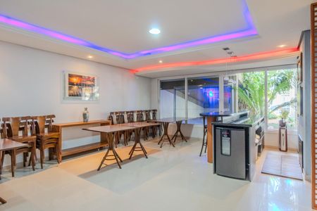 Apartamento à venda com 75m², 2 quartos e 2 vagas Apartamento à venda com 75m², 2 quartos e 2 vagasÁrea comum - Salão de festas