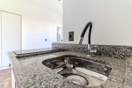Studio à venda com 28m², 1 quarto e sem vaga Studio à venda com 28m², 1 quarto e sem vagaCozinha