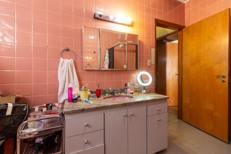 Casa para alugar com 150m², 3 quartos e 2 vagas Casa para alugar com 150m², 3 quartos e 2 vagasBanheiro