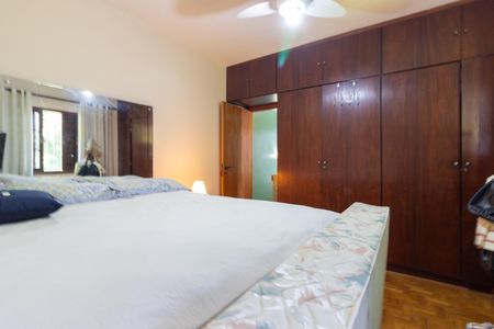 Casa para alugar com 150m², 3 quartos e 2 vagas Casa para alugar com 150m², 3 quartos e 2 vagasQuarto