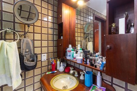 Casa para alugar com 150m², 3 quartos e 2 vagas Casa para alugar com 150m², 3 quartos e 2 vagasBanheiro da Suíte