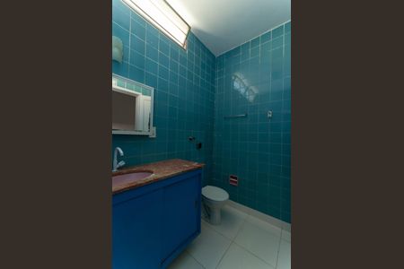 Casa à venda com 110m², 3 quartos e 2 vagas Casa à venda com 110m², 3 quartos e 2 vagasBanheiro Social