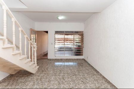 Casa à venda com 110m², 3 quartos e 2 vagas Casa à venda com 110m², 3 quartos e 2 vagasSala